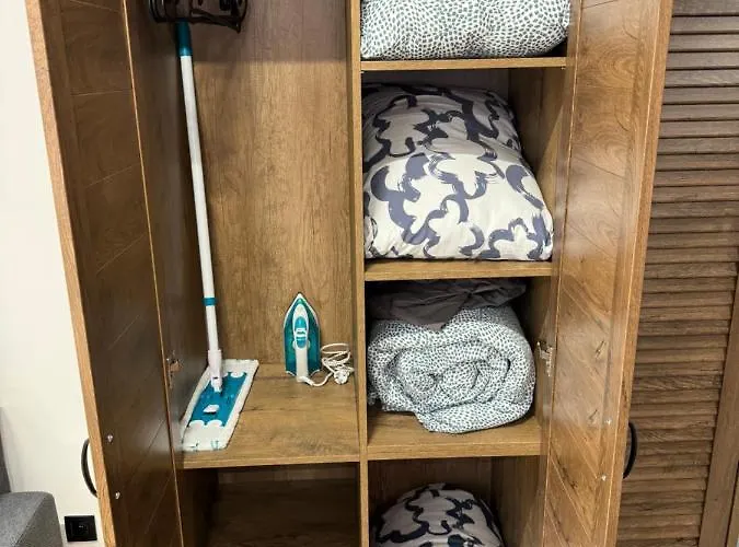 Apartment New Jersey Parking On Street *